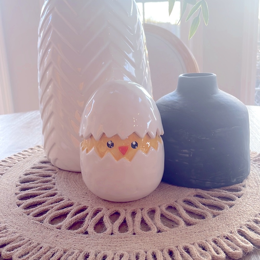 Chick Peep w/ lid